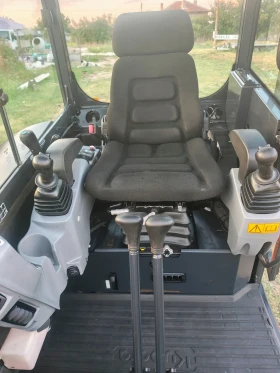 Багер Kubota KX027-4, снимка 11