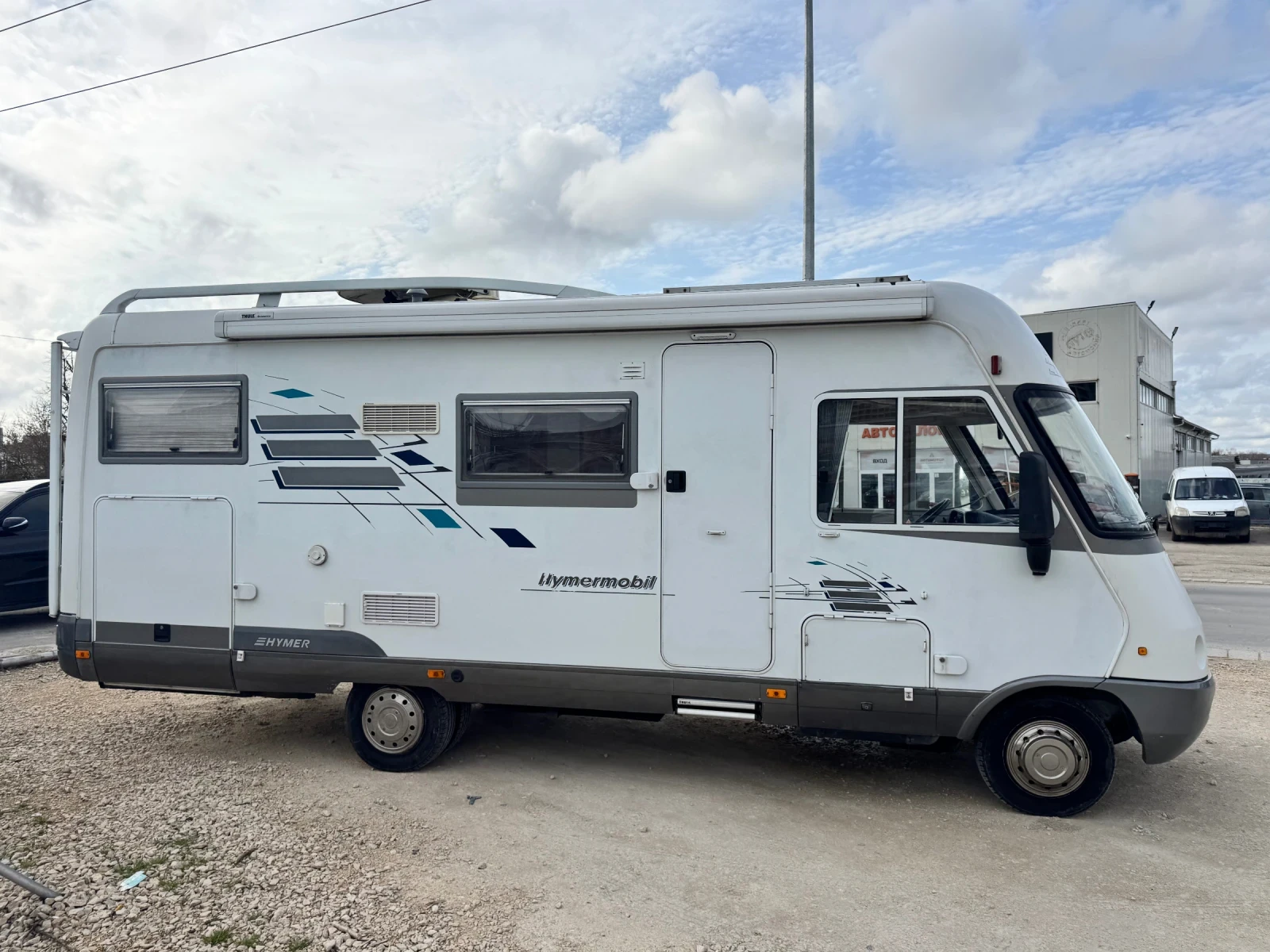 Кемпер Mercedes-Benz HYMER  3+ 1 , снимка 6 - Каравани и кемпери - 56184353