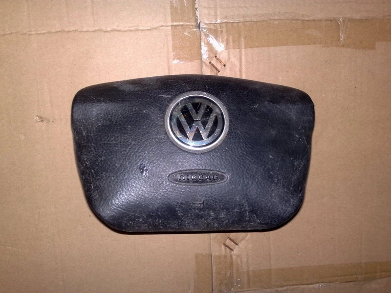 Шофьорски еърбег Фолксваген Пасат Б5 02г.