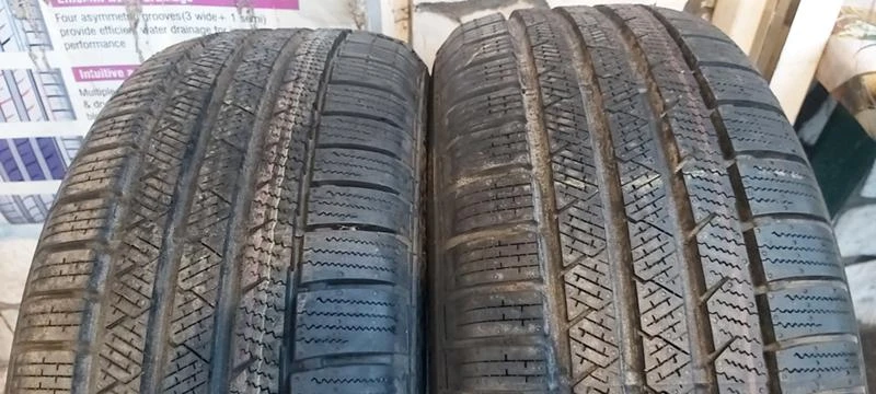 Гуми Зимни 235/50R17, снимка 1 - Гуми и джанти - 35608196