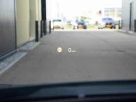 BMW i8 Hybrid 2.0л/100 км , снимка 9