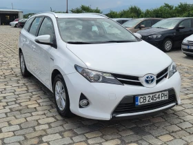 Toyota Auris 1.8HYBRID 130000KM. ВСИЧКО ПЛАТЕНО, снимка 3