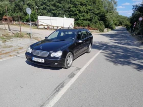 Mercedes-Benz 220, снимка 1