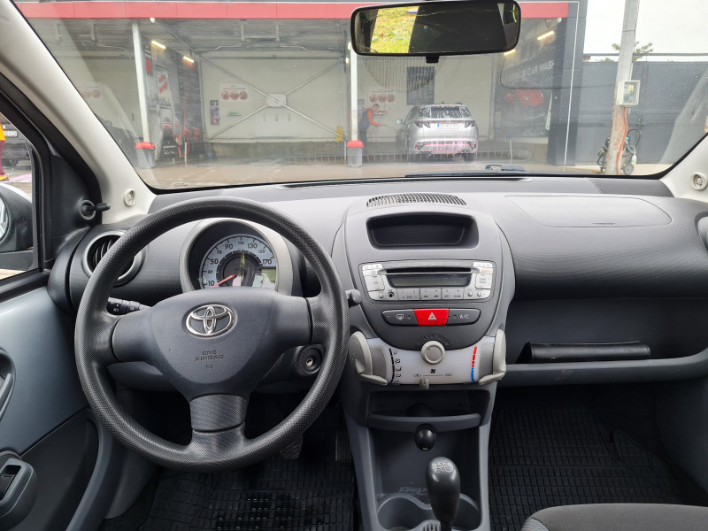 Toyota Aygo, снимка 6 - Автомобили и джипове - 46044464