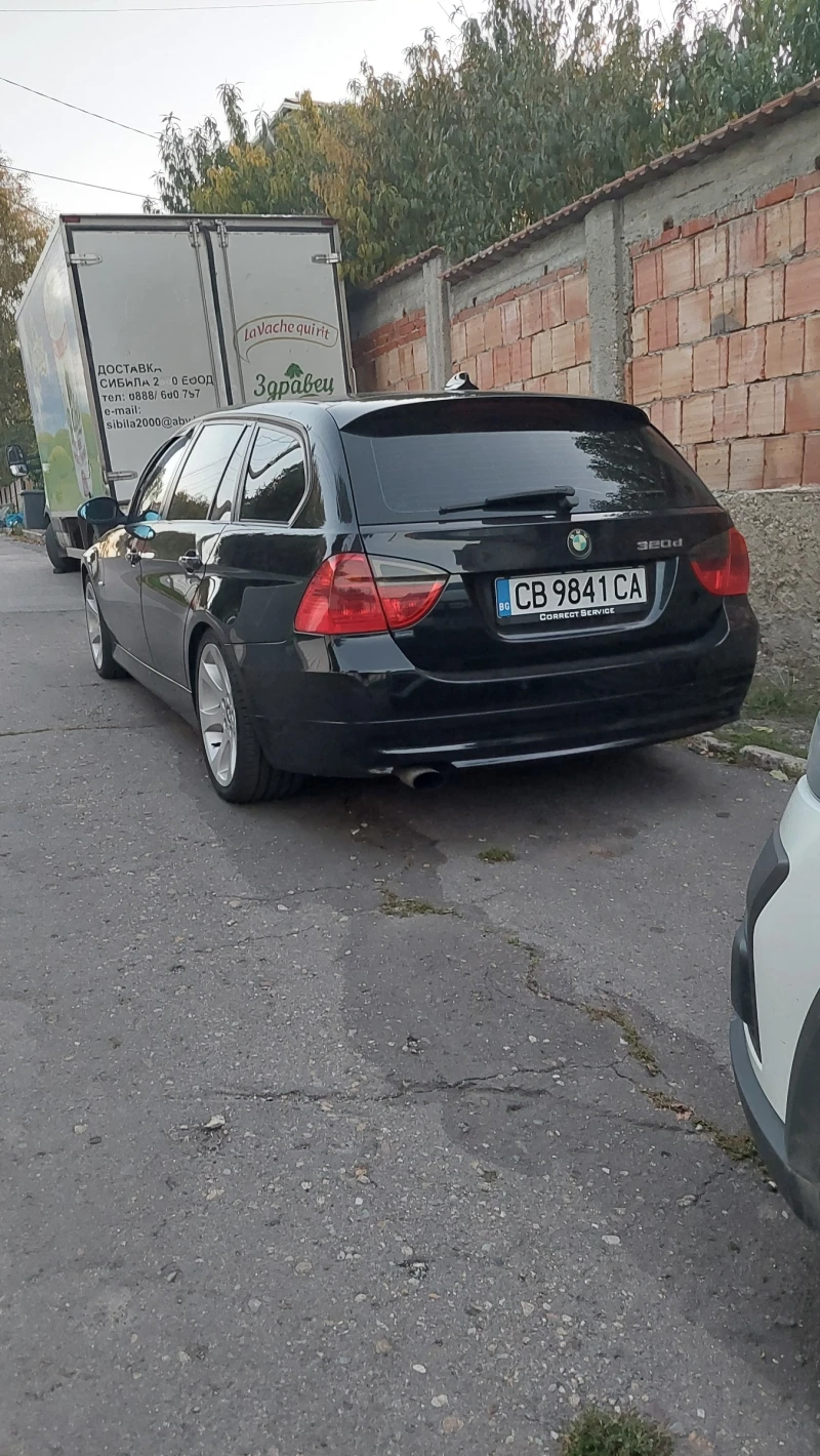 BMW 320 320d, снимка 5 - Автомобили и джипове - 47406079