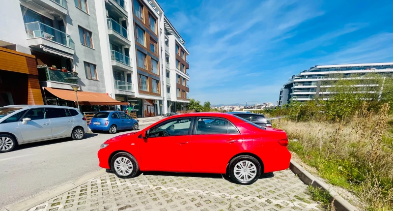 Toyota Corolla 1.4 D-4D, снимка 4 - Автомобили и джипове - 47885752