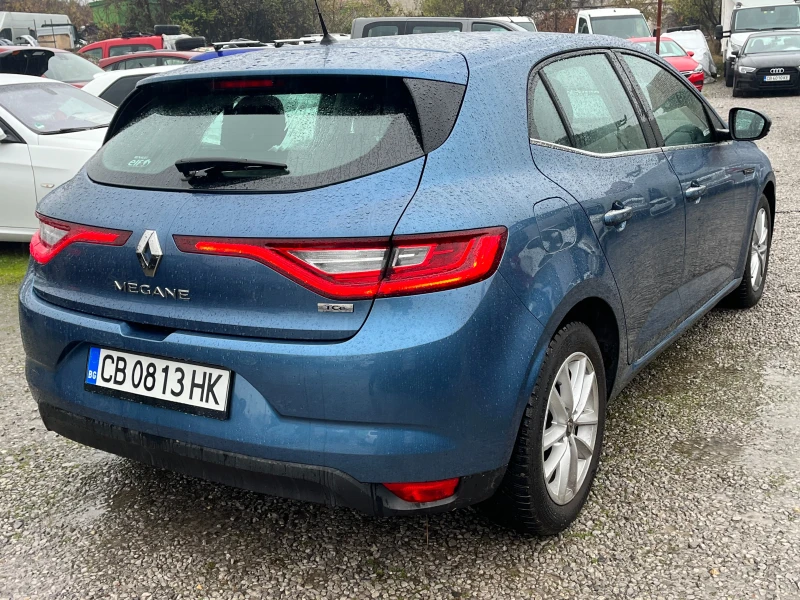 Renault Megane LED + Климатроник, снимка 6 - Автомобили и джипове - 47974682