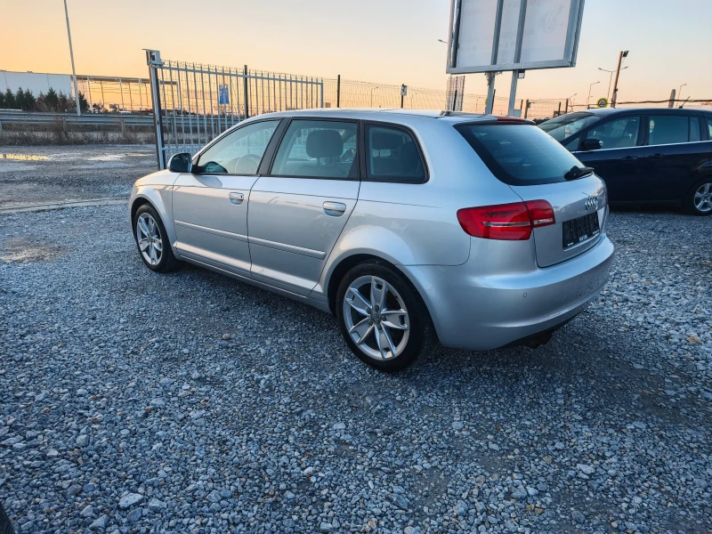 Audi A3 2.0i , снимка 6 - Автомобили и джипове - 48434416