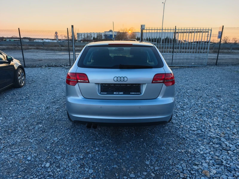 Audi A3 2.0i , снимка 5 - Автомобили и джипове - 48434416