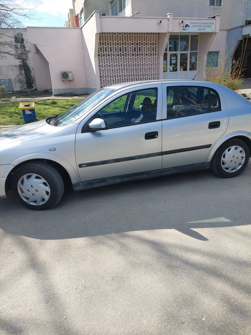 Opel Astra, снимка 5 - Автомобили и джипове - 49560749