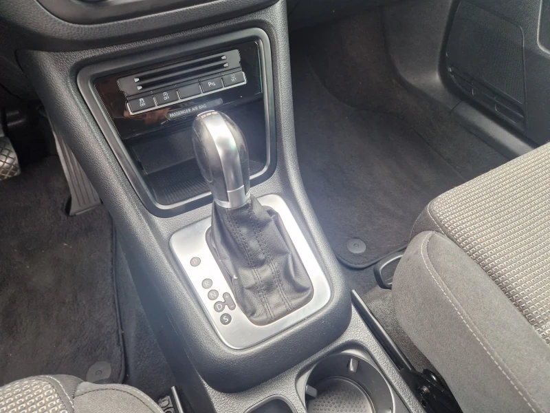 VW Sharan 2.0TDi 140kc , снимка 14 - Автомобили и джипове - 50235511