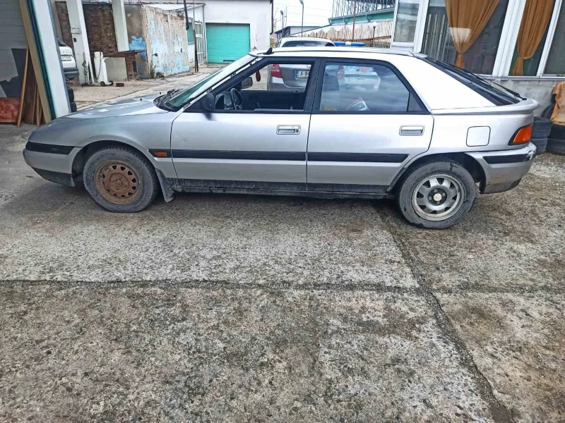 Mazda 323, снимка 4 - Автомобили и джипове - 51266705