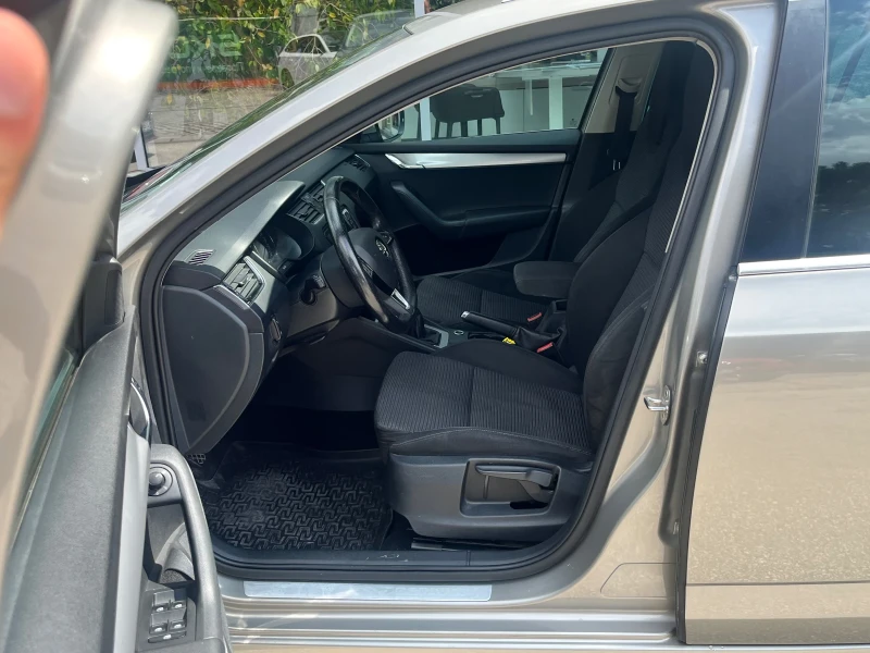 Skoda Octavia 1.4 TSI G-TEC, снимка 6 - Автомобили и джипове - 51418050