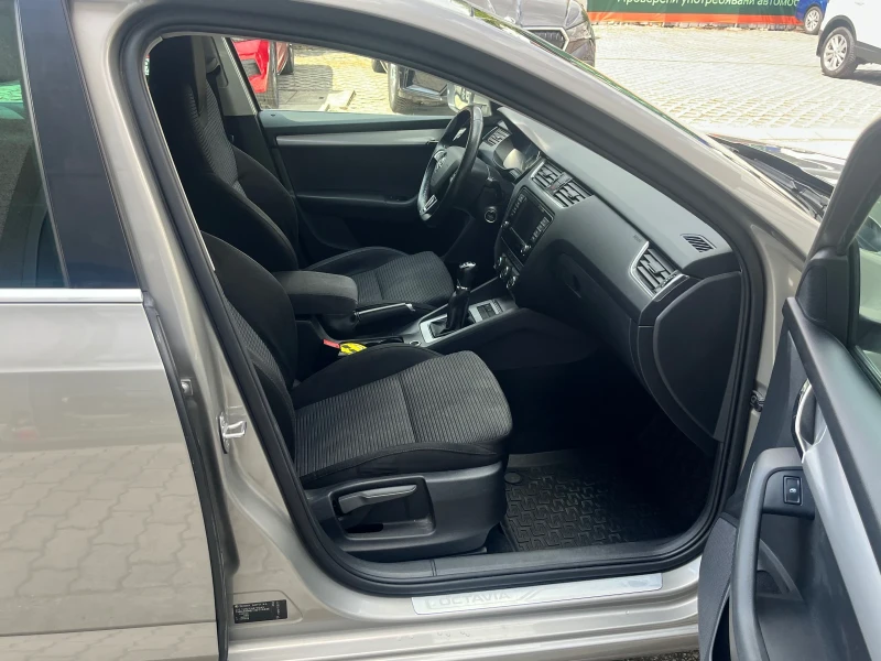 Skoda Octavia 1.4 TSI G-TEC, снимка 9 - Автомобили и джипове - 51418050