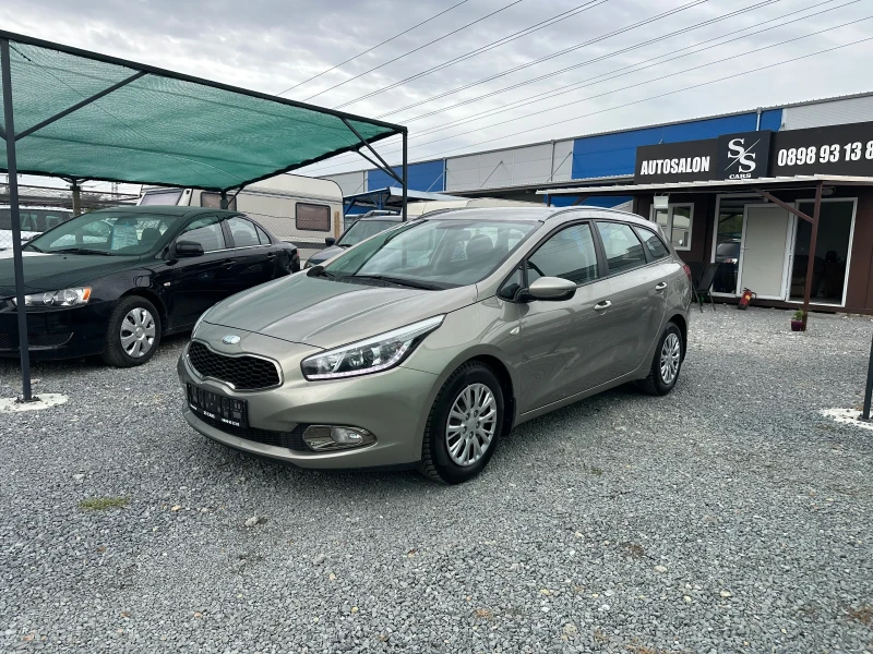 Kia Ceed 1.6I, снимка 3 - Автомобили и джипове - 51433872
