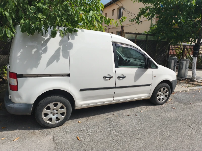 VW Caddy, снимка 10 - Автомобили и джипове - 52325090