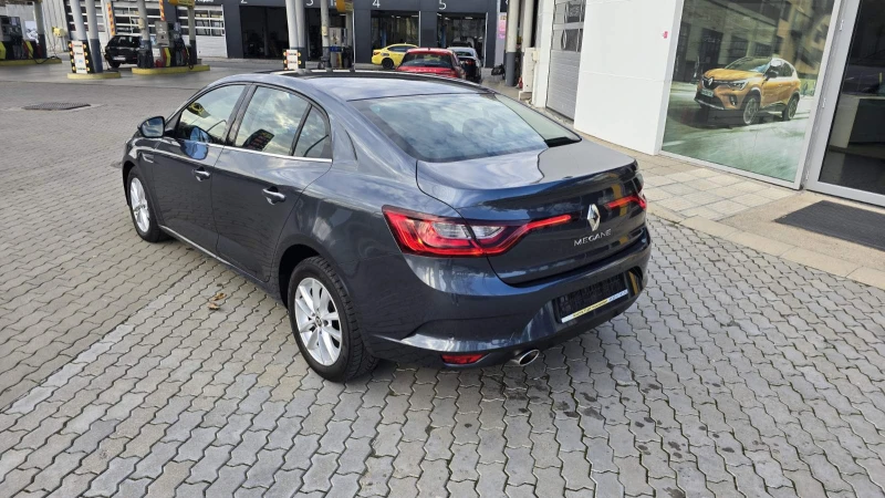 Renault Megane 1.5 DCI , снимка 9 - Автомобили и джипове - 52319827