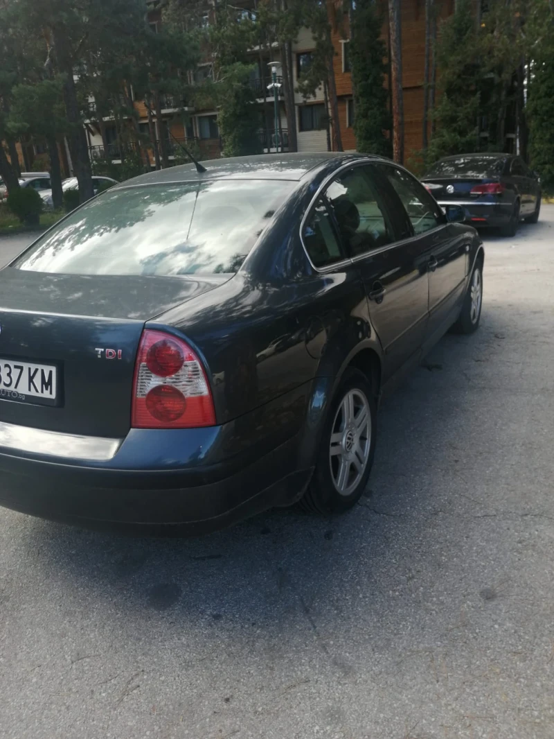 VW Passat, снимка 3 - Автомобили и джипове - 52401569
