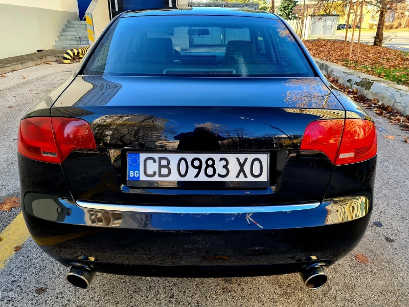 Audi A4 S4 200к.с 6 СКОРОСТИ 18 ЦОЛА КОЖА НАВИГАЦИЯ УНИКАТ, снимка 5 - Автомобили и джипове - 52712834