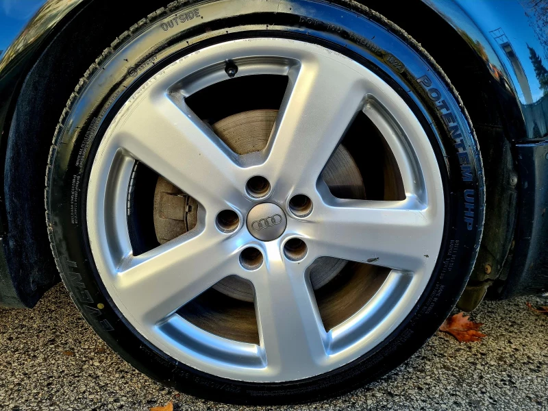 Audi A4 S4 200к.с 6 СКОРОСТИ 18 ЦОЛА КОЖА НАВИГАЦИЯ УНИКАТ, снимка 15 - Автомобили и джипове - 52712834