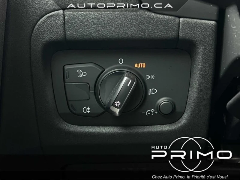 Audi R8 V10* RWS* Coupe* RWD* АвтоКредит* (ЦЕНА ДО БГ), снимка 14 - Автомобили и джипове - 53140336