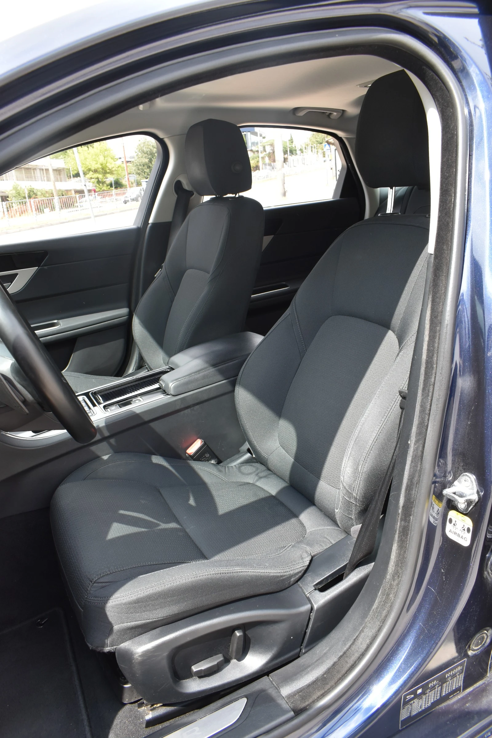 Jaguar Xf 2.0T* 200PS* SPORT | Mobile.bg   12