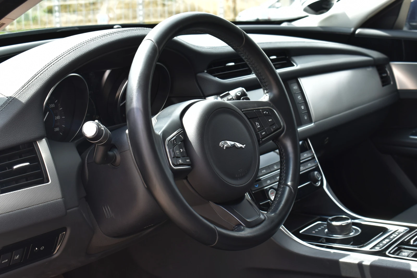 Jaguar Xf 2.0T* 200PS* SPORT | Mobile.bg   11