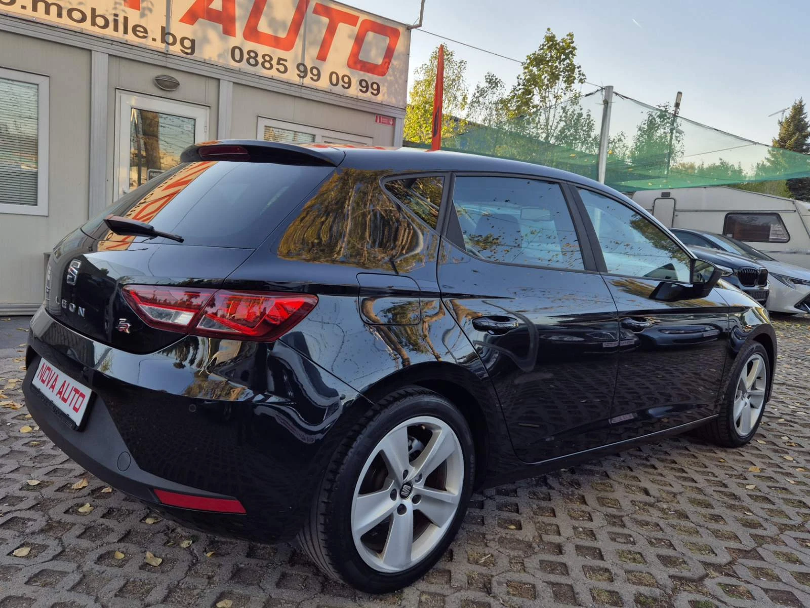 Seat Leon FR-КОЖА-LED-СУПЕР СЪСТОЯНИЕ - изображение 4