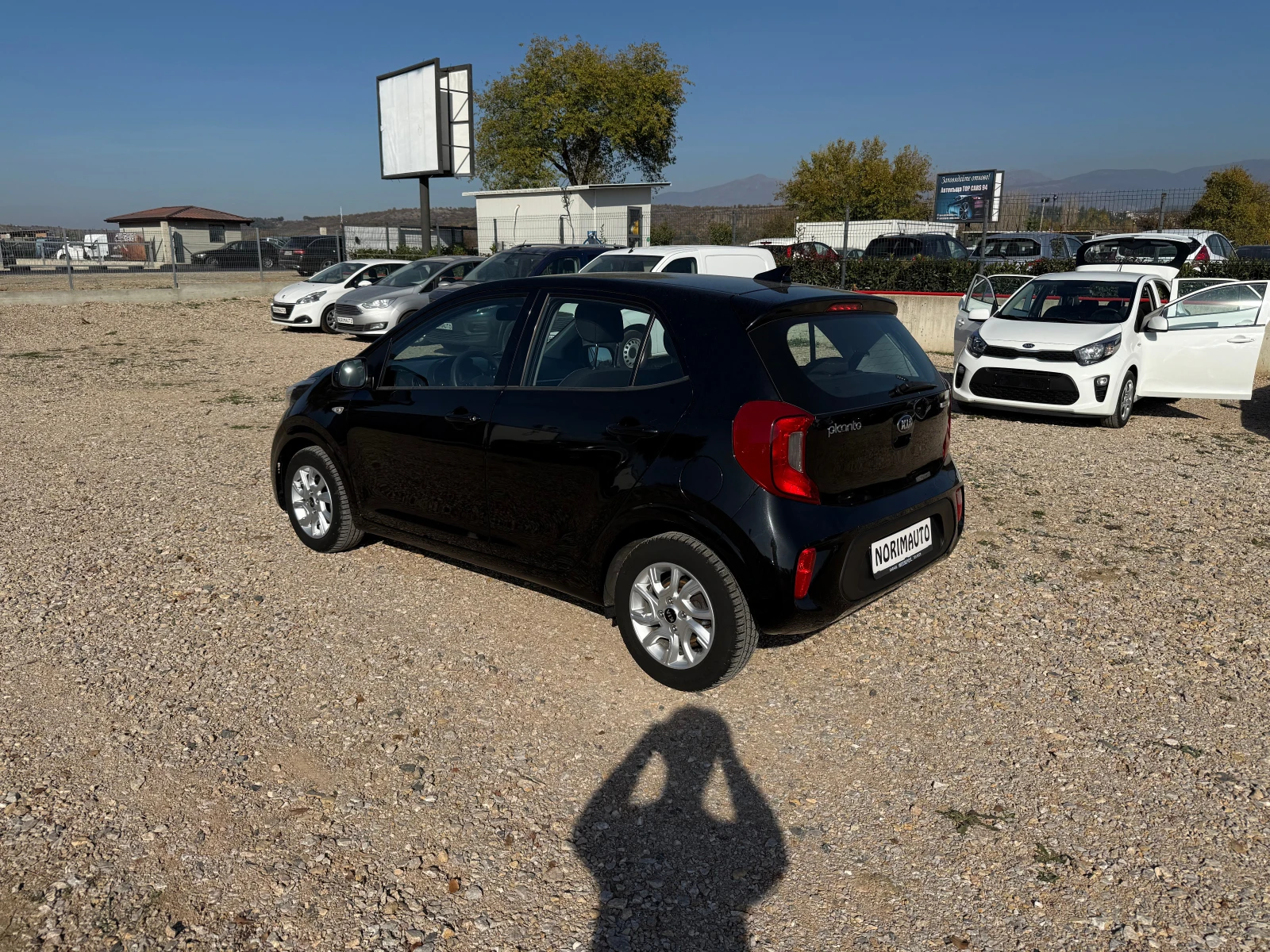 Kia Picanto 1.0i/Nav/Camera/Service book/Euro6 - изображение 2