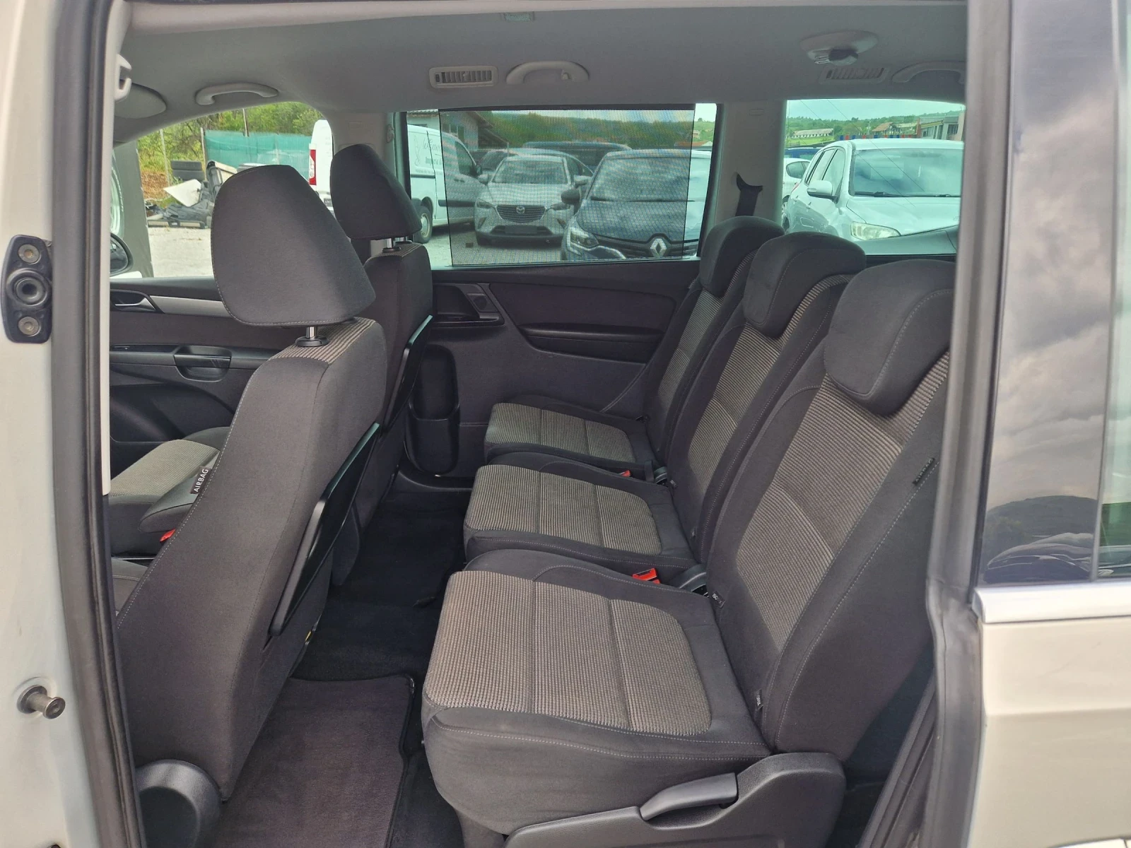 VW Sharan 2.0TDi 140kc  - изображение 9