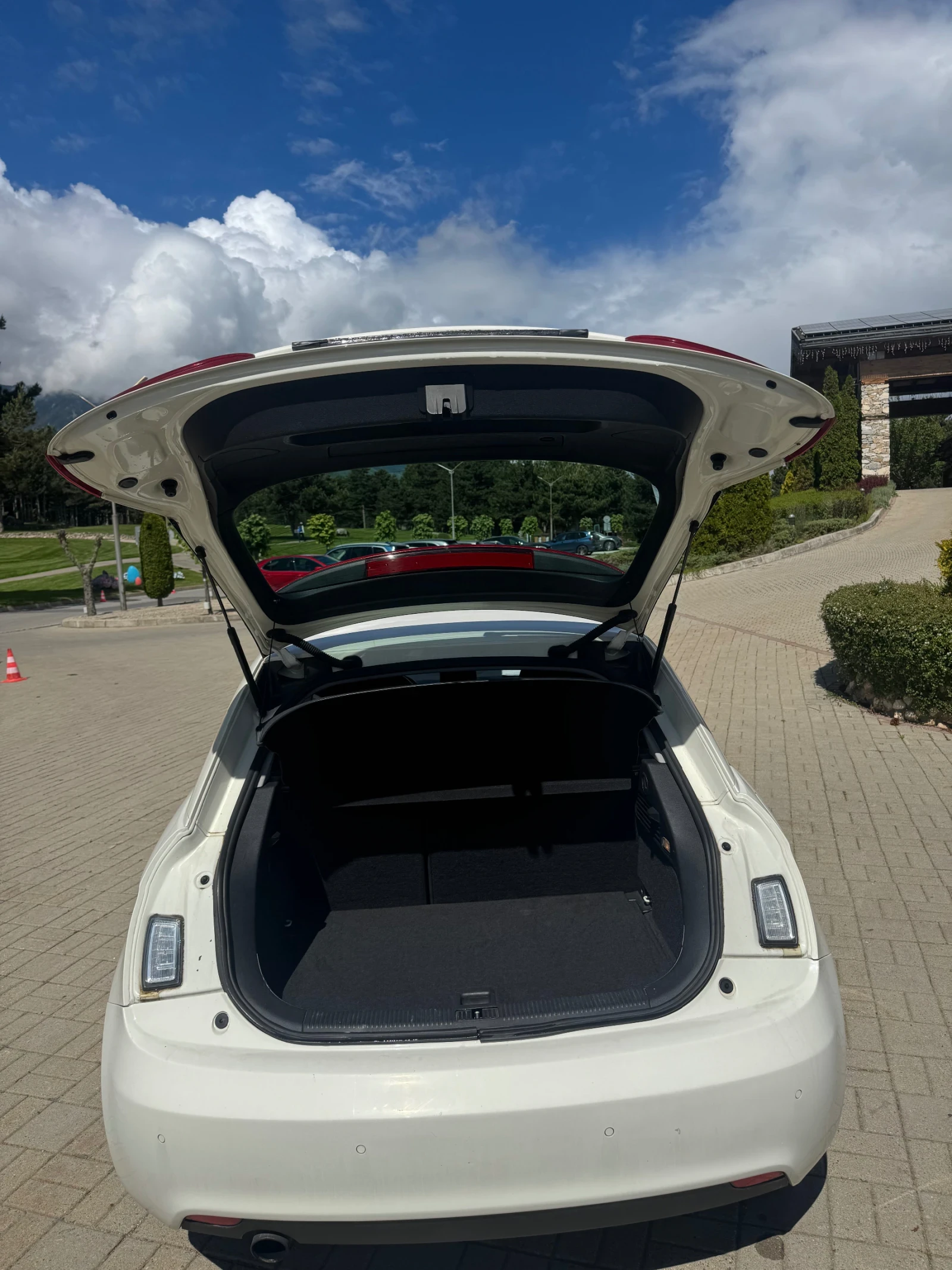 Audi A1 1.6TDI - изображение 6