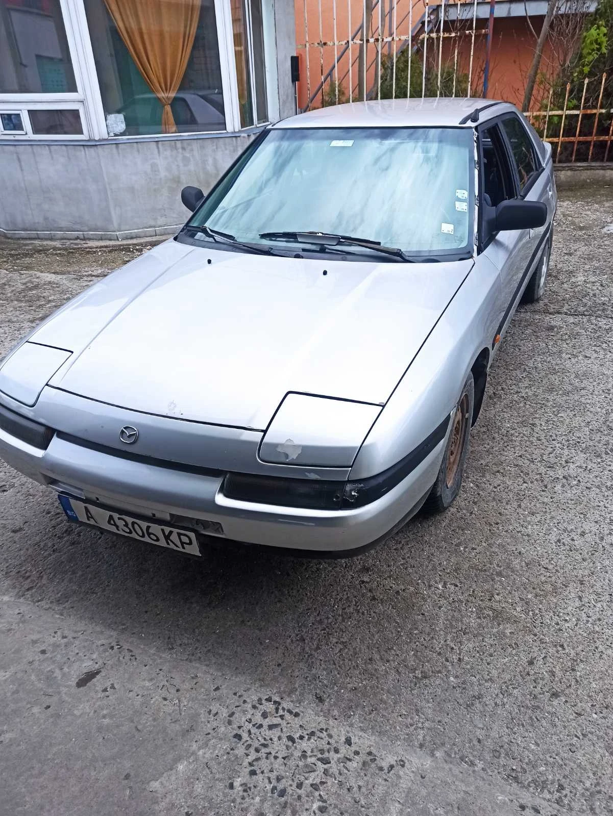 Mazda 323  - изображение 3
