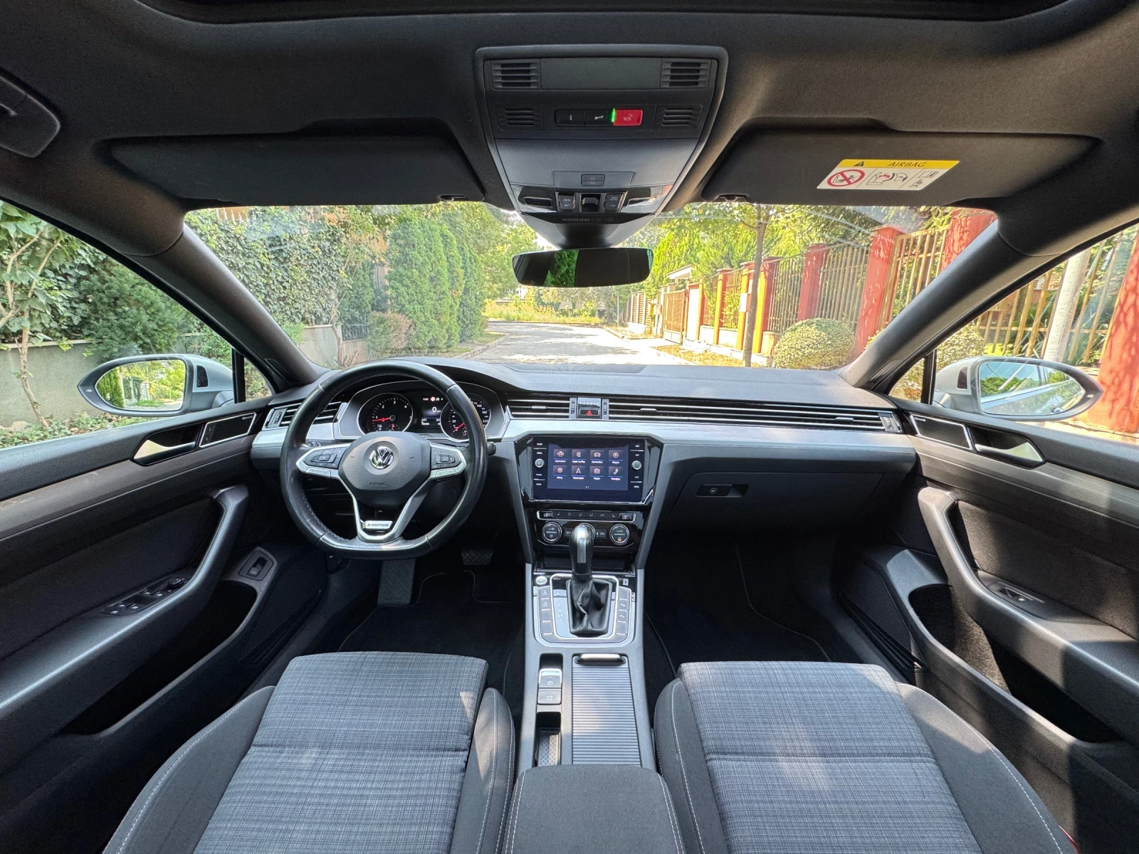 VW Passat 2.0TDI* 190кс* 4 MOTION* 4x4* PANORAMA* IQ LIGHT*  - изображение 8