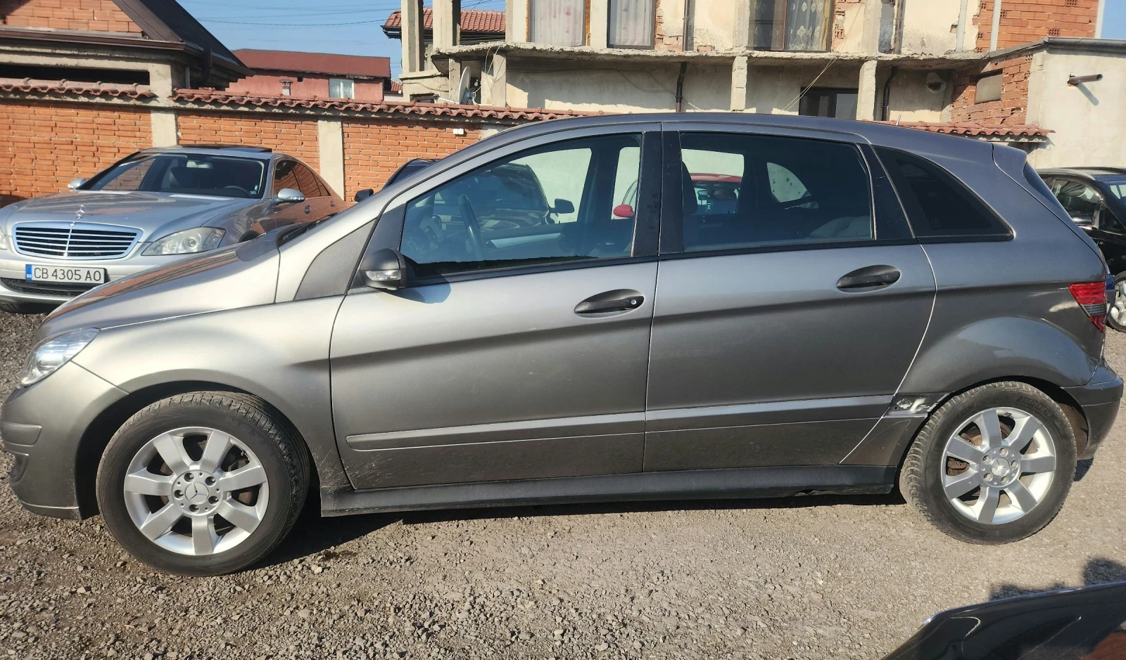 Mercedes-Benz B 200 Автоматик - изображение 7