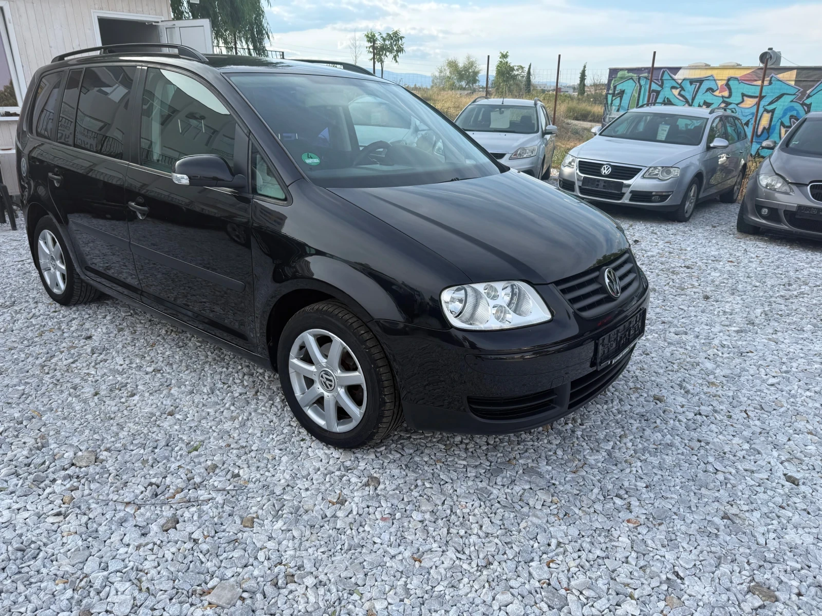 VW Touran 1.6 Benzin 6+ 1 Germania - изображение 2