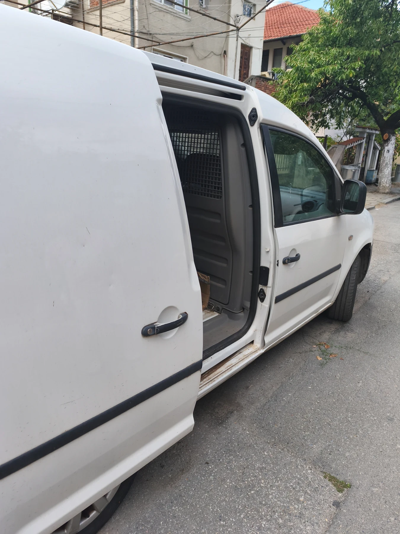 VW Caddy | Mobile.bg   11