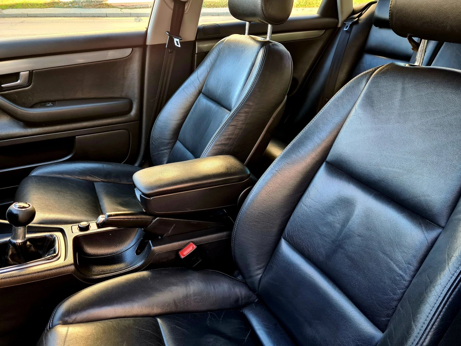 Audi A4 S4 200к.с 6 СКОРОСТИ 18 ЦОЛА КОЖА НАВИГАЦИЯ УНИКАТ - изображение 10