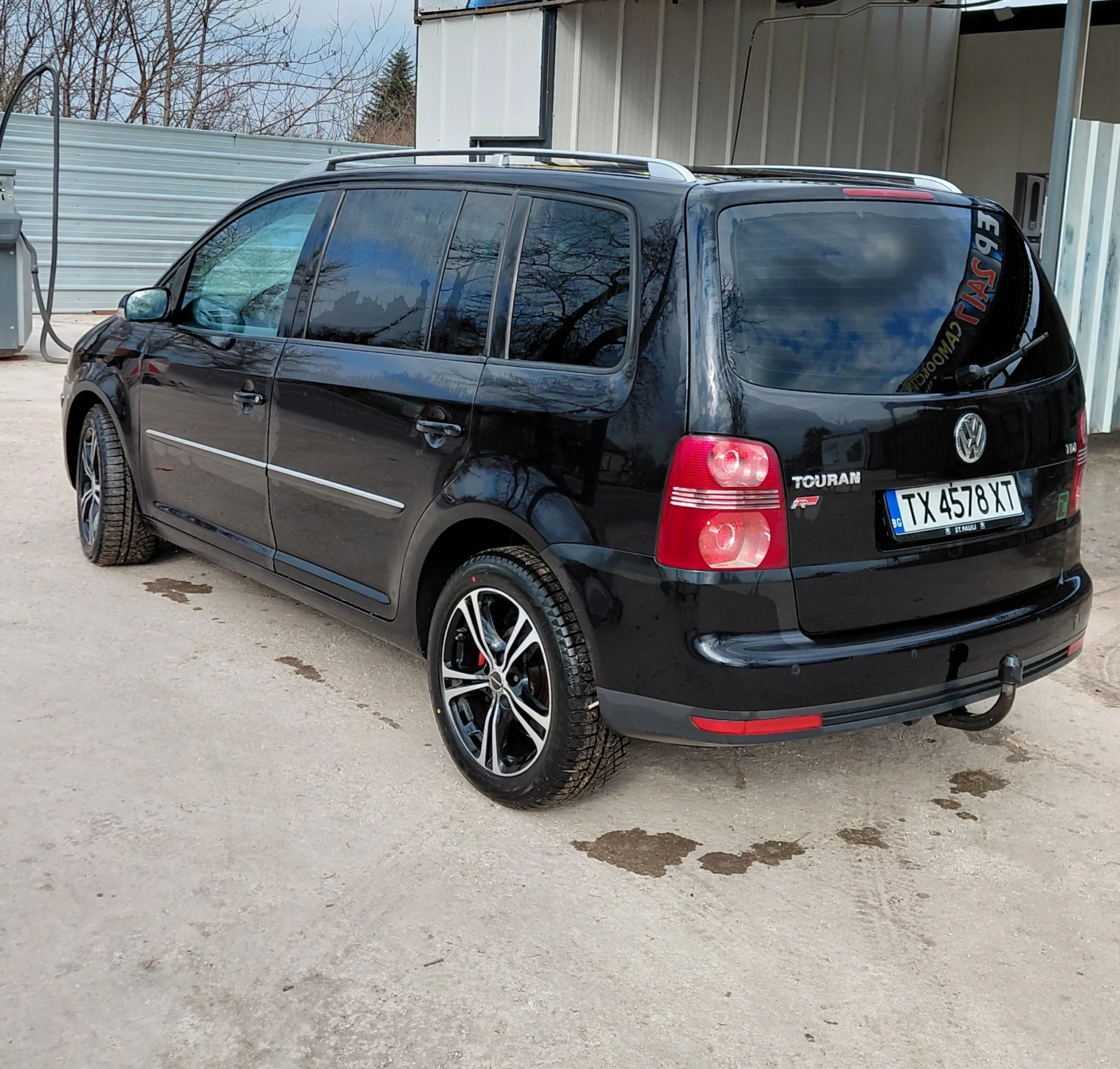 VW Touran, снимка 2 - Автомобили и джипове - 53861131