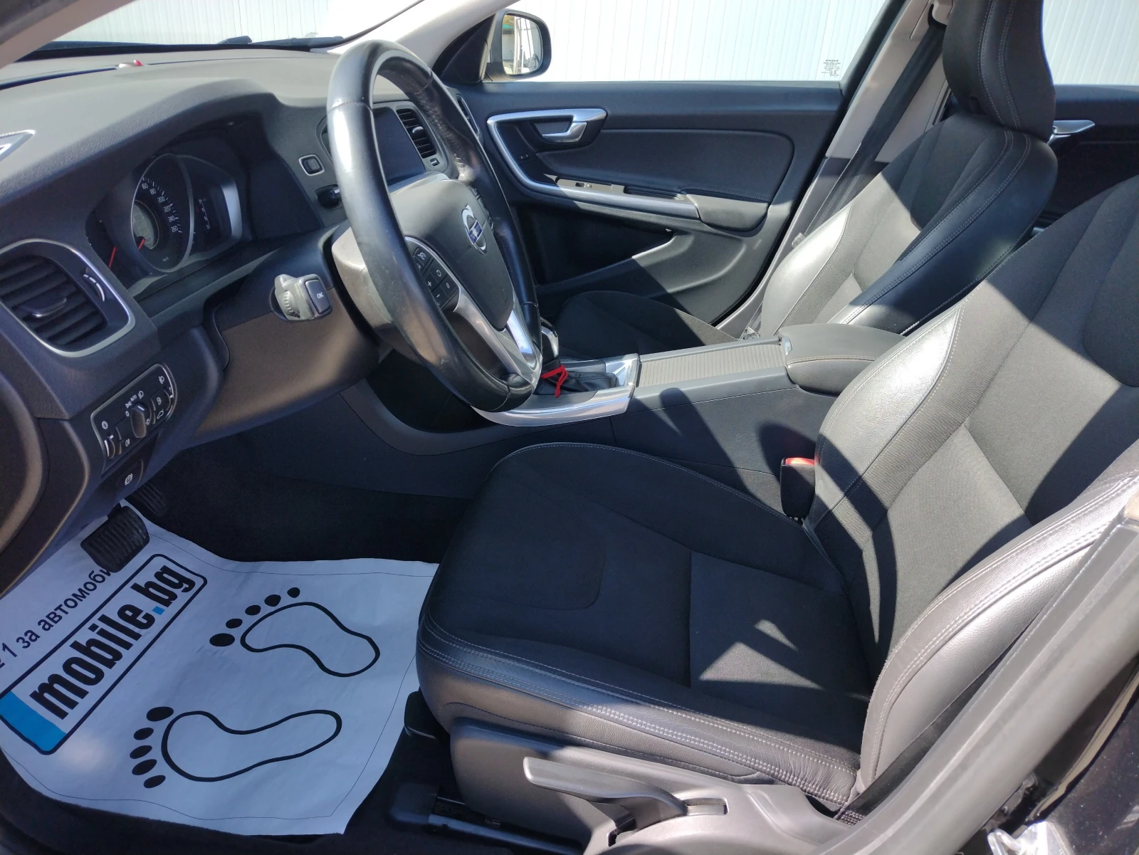 Volvo S60 2.0 D* D4* Автомат* Евро 6* Топ* , снимка 11 - Автомобили и джипове - 53865489