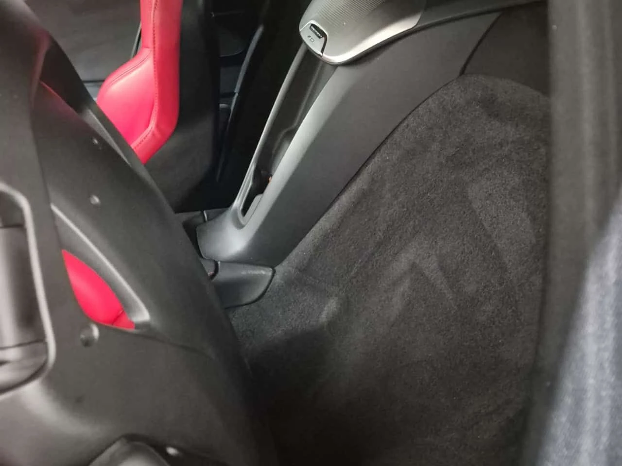 Chevrolet Corvette  2LT / CARFAX /360/HEAD UP , снимка 12 - Автомобили и джипове - 53957717