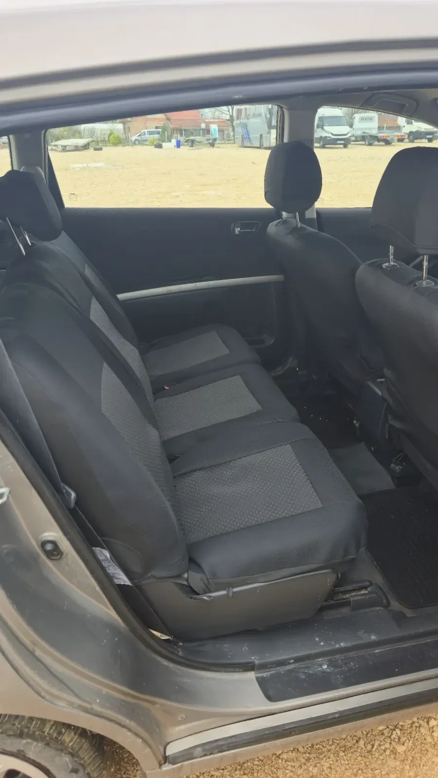 Toyota Corolla verso 2.0 D4D, снимка 5 - Автомобили и джипове - 54081702