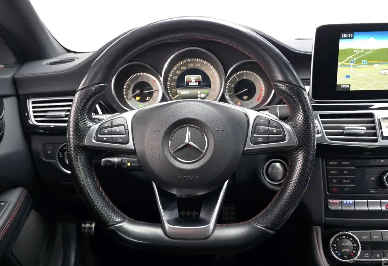 Mercedes-Benz CLS 400 AMG LINE* 360* КОЖА* ПОДГРЕВ* ОБДУХВАНЕ* , снимка 12 - Автомобили и джипове - 54127548