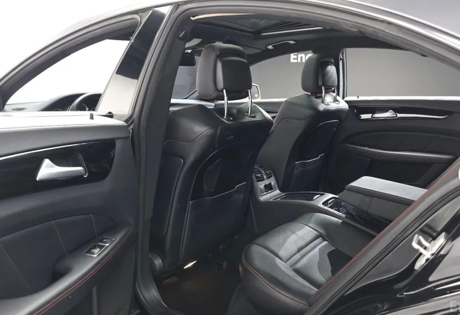 Mercedes-Benz CLS 400 AMG LINE* 360* КОЖА* ПОДГРЕВ* ОБДУХВАНЕ* , снимка 11 - Автомобили и джипове - 54127548