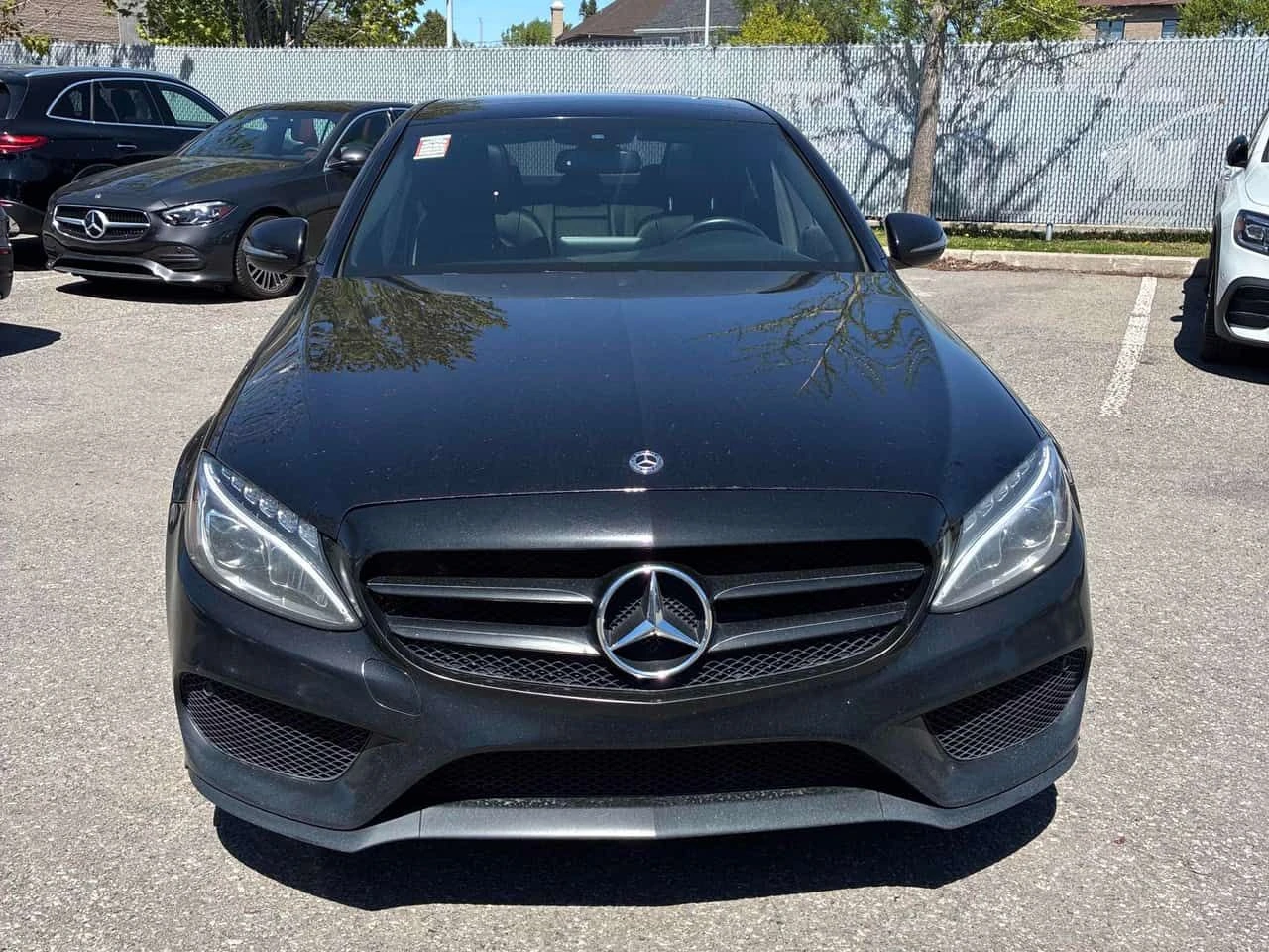 Mercedes-Benz C 300 * АВТОКРЕДИТ * ОТ ПРЕДСТАВИТЕЛСТВО, снимка 2 - Автомобили и джипове - 54635390