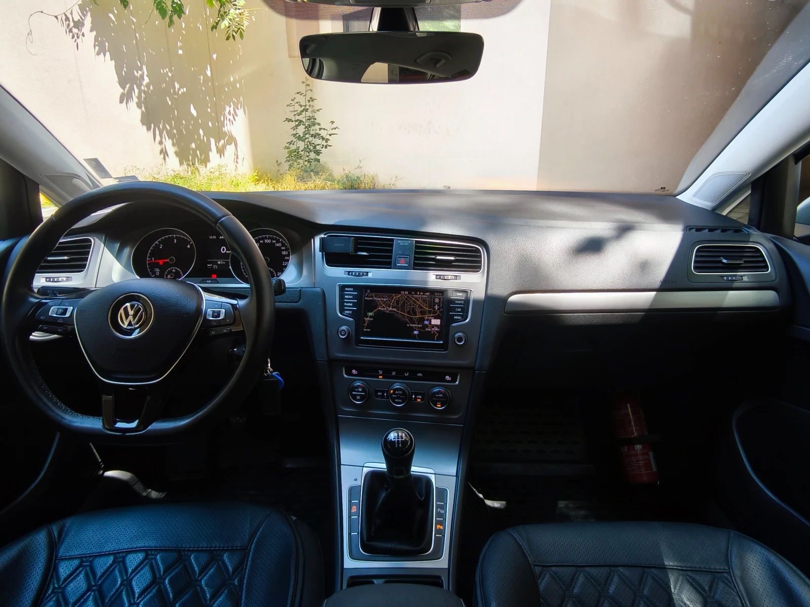 VW Golf Trendline, снимка 9 - Автомобили и джипове - 54635566