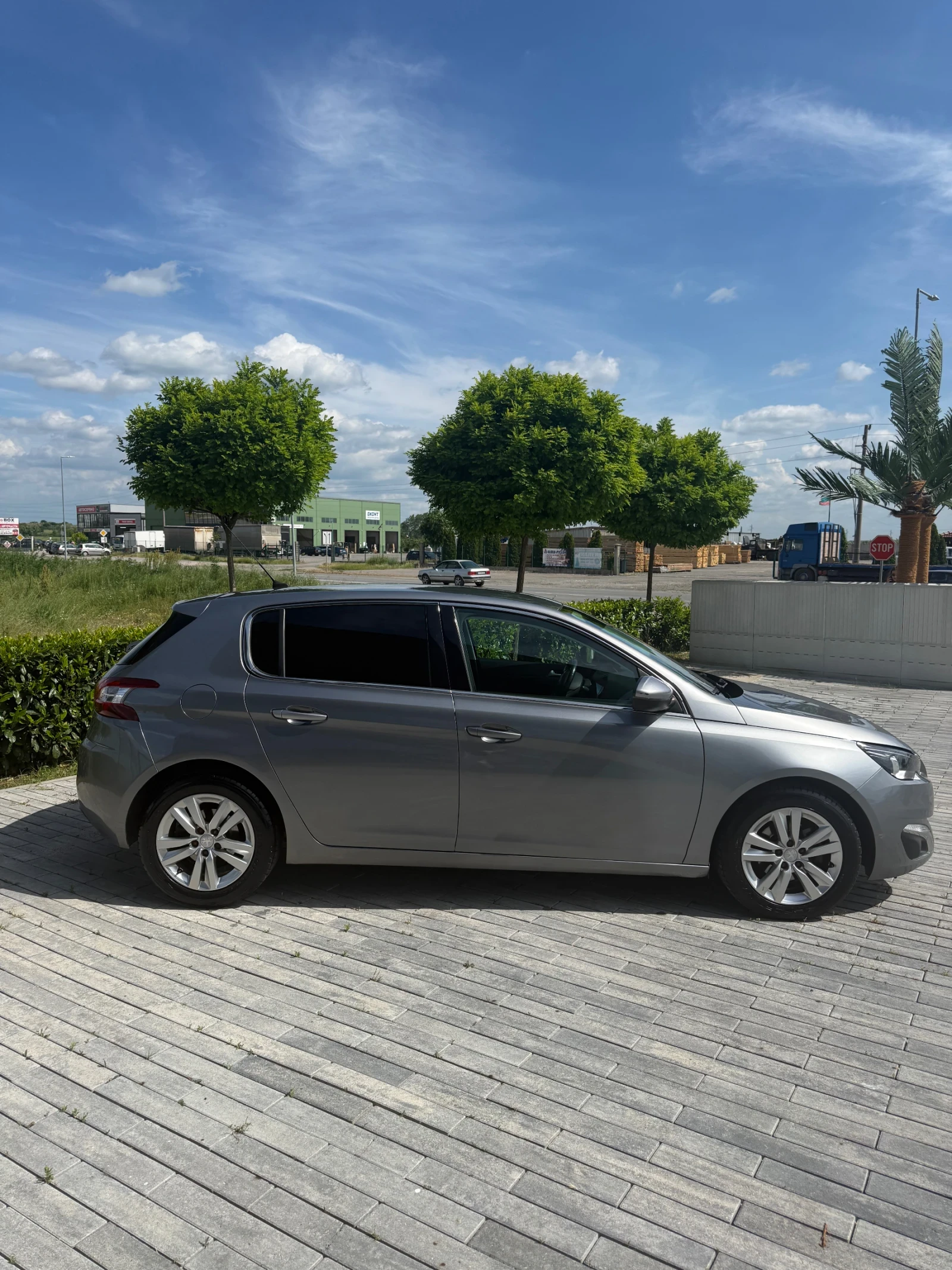 Peugeot 308, снимка 4 - Автомобили и джипове - 54681359