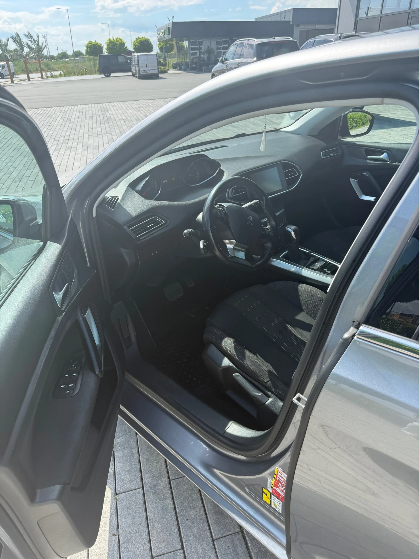 Peugeot 308, снимка 6 - Автомобили и джипове - 54681359