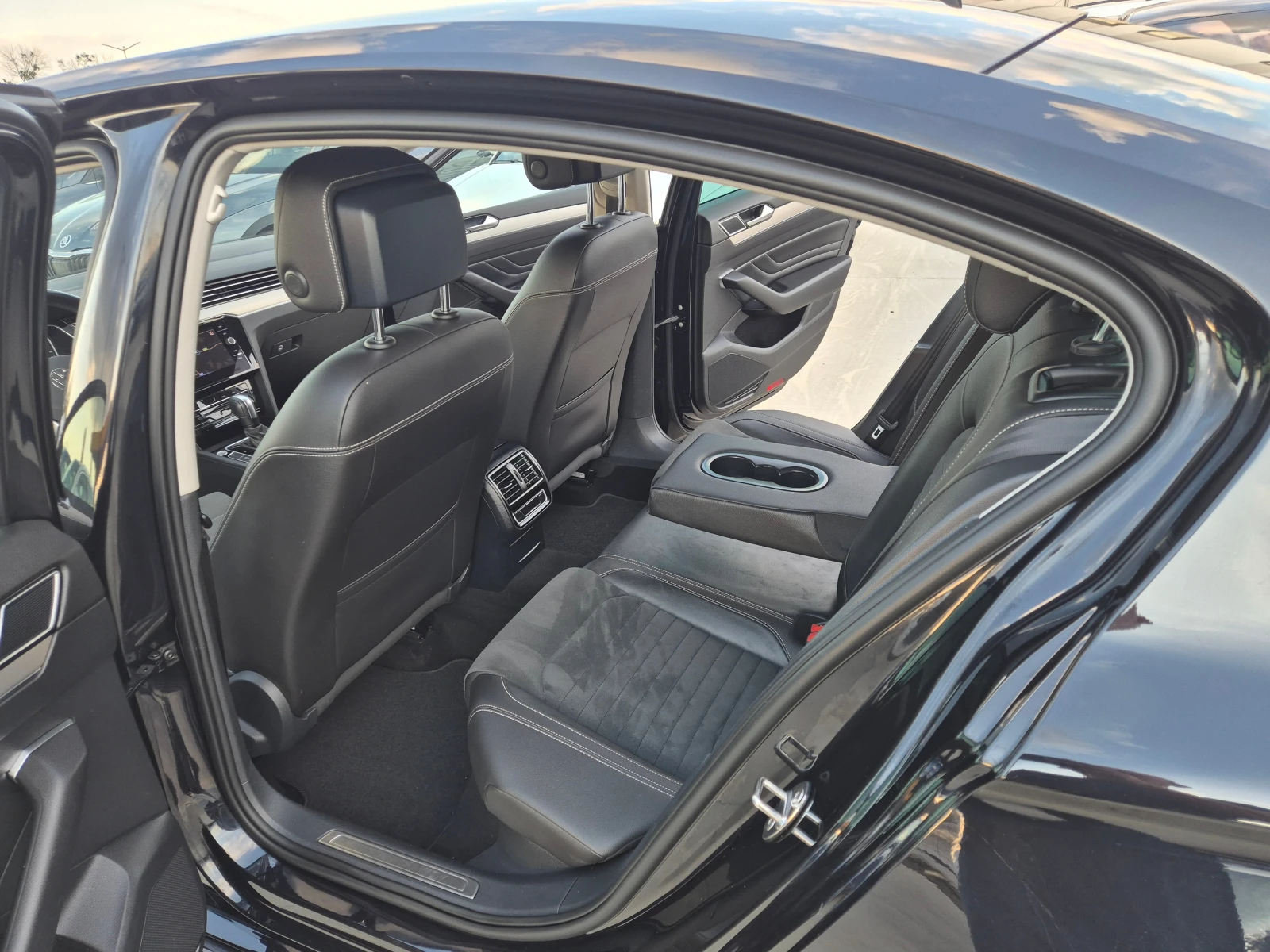 VW Passat Elegance/2.0TDI/200кс/7AT/, снимка 12 - Автомобили и джипове - 54691801