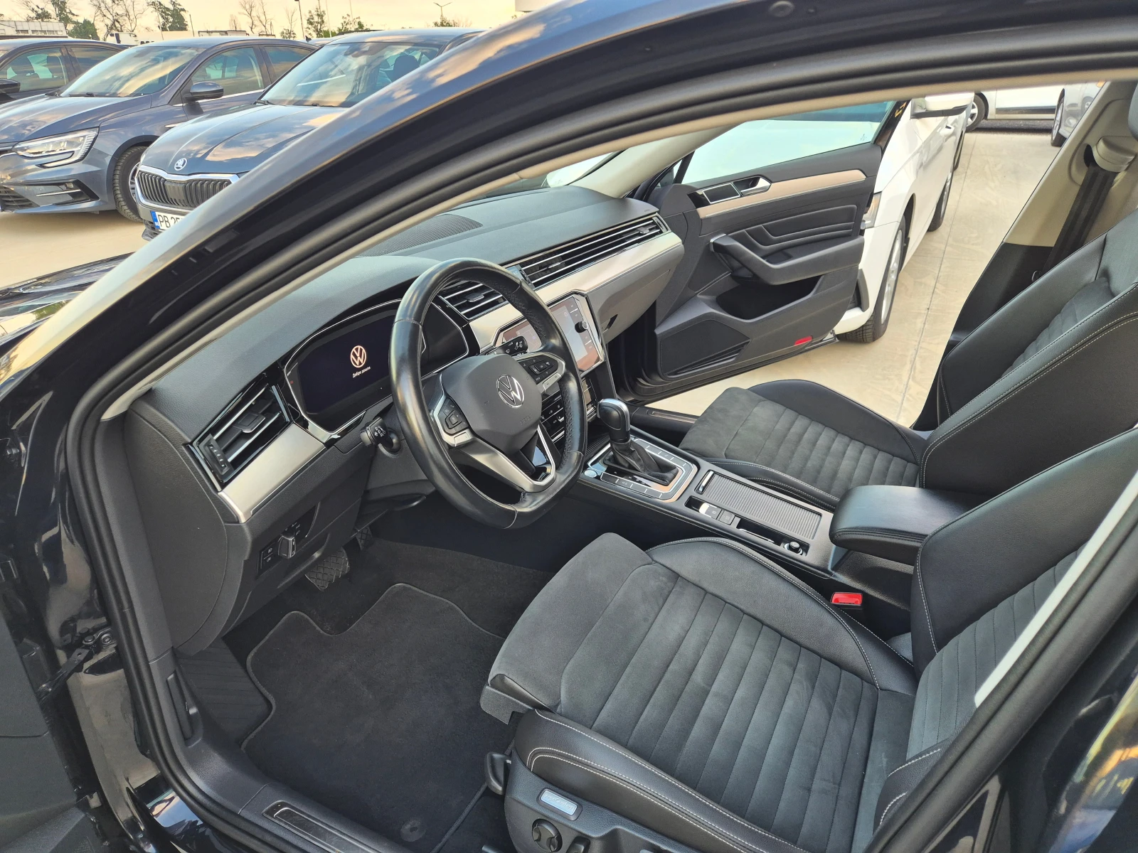 VW Passat Elegance/2.0TDI/200кс/7AT/, снимка 13 - Автомобили и джипове - 54691801