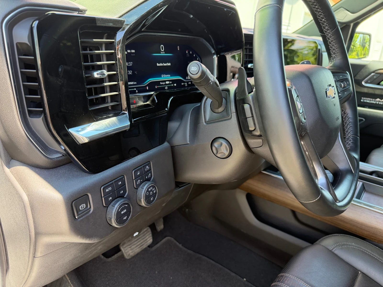 Chevrolet Silverado HIGH COUNTRY* 4x4* DISTR* KEYLESS* BOSE* 360 CAM* , снимка 8 - Автомобили и джипове - 55096095